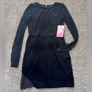 Emerald Sundae Velvet and Lace Mini Dress